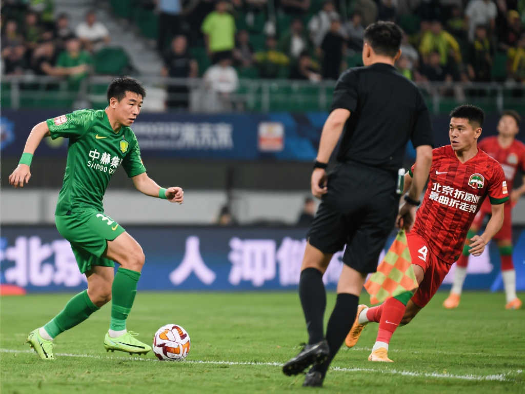 队面临多线 队面临多线