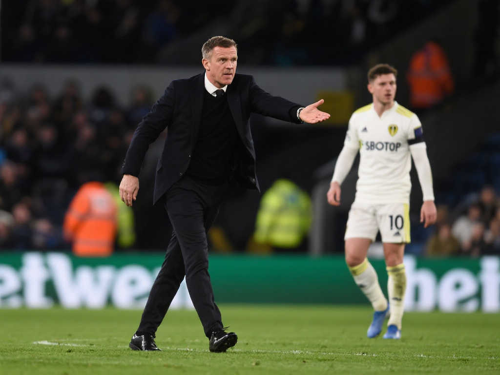 和卡塔尔的 和卡塔尔的